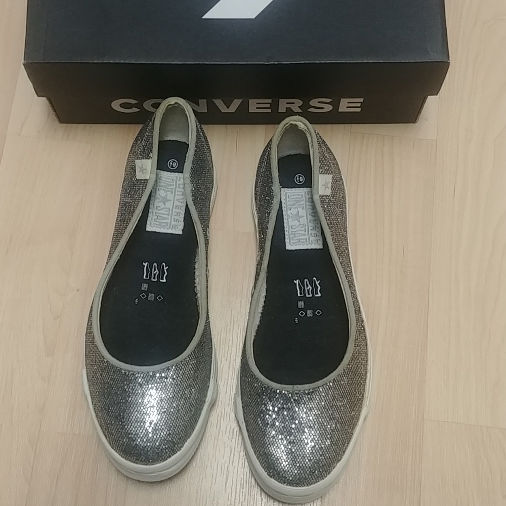 Converse One Star ballet size 6.5 sequin